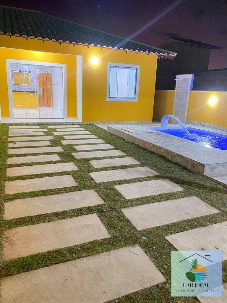 Casa à venda com 2 quartos, 60m² - Foto 2