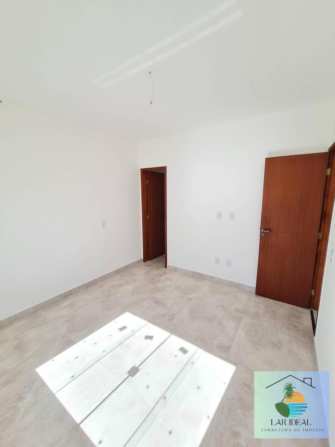 Casa à venda com 3 quartos, 200m² - Foto 14