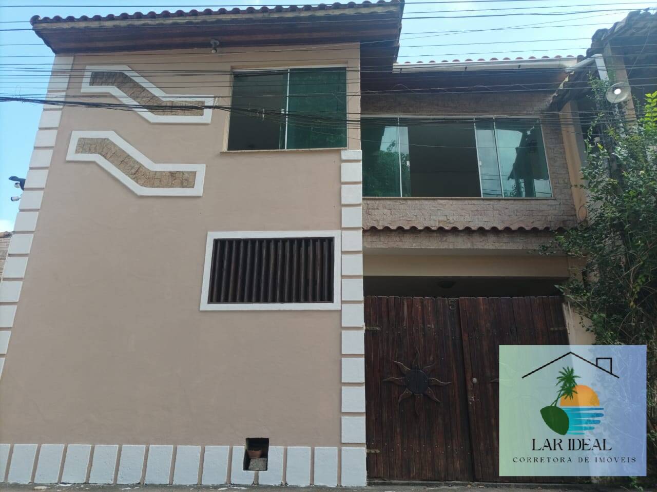 Casa à venda com 3 quartos, 148m² - Foto 2