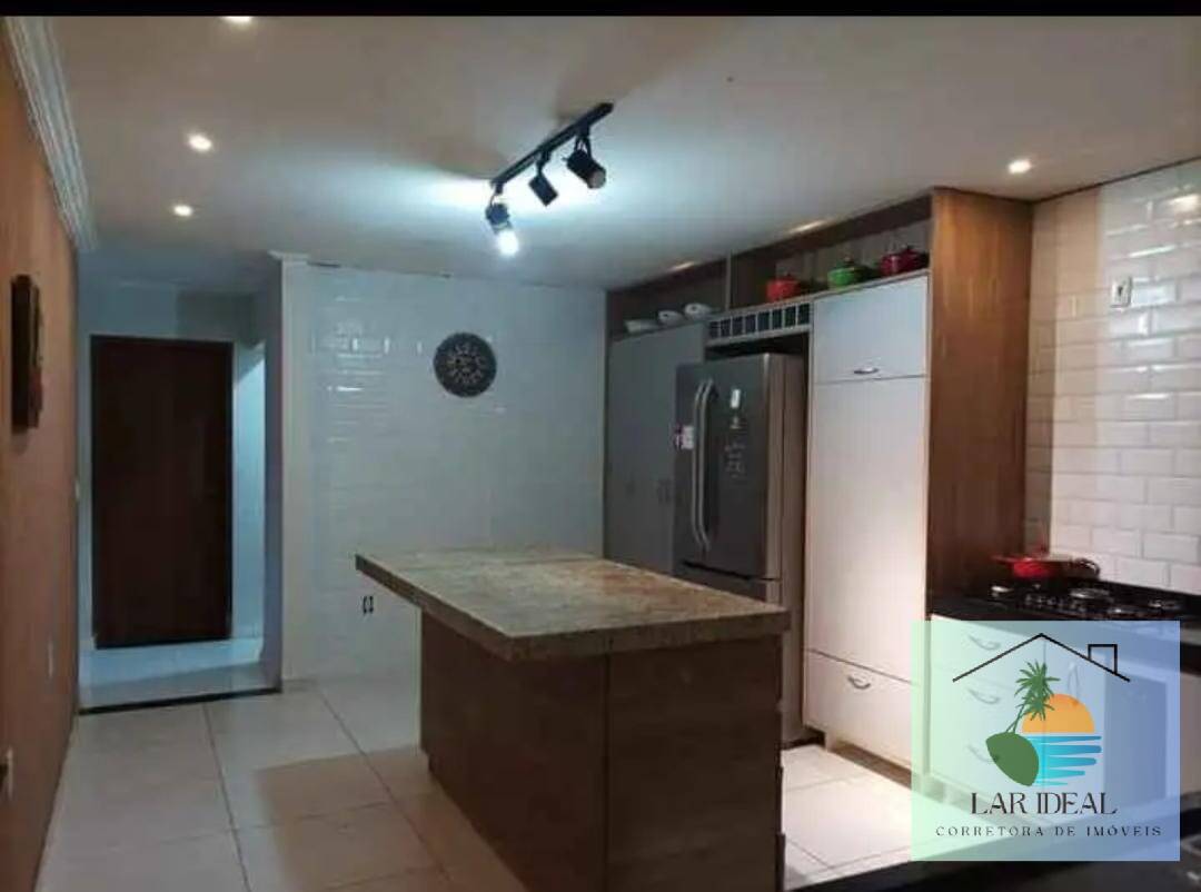 Casa à venda com 3 quartos, 250m² - Foto 15