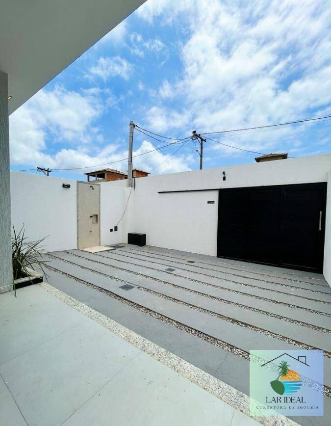 Casa à venda com 2 quartos, 58m² - Foto 2