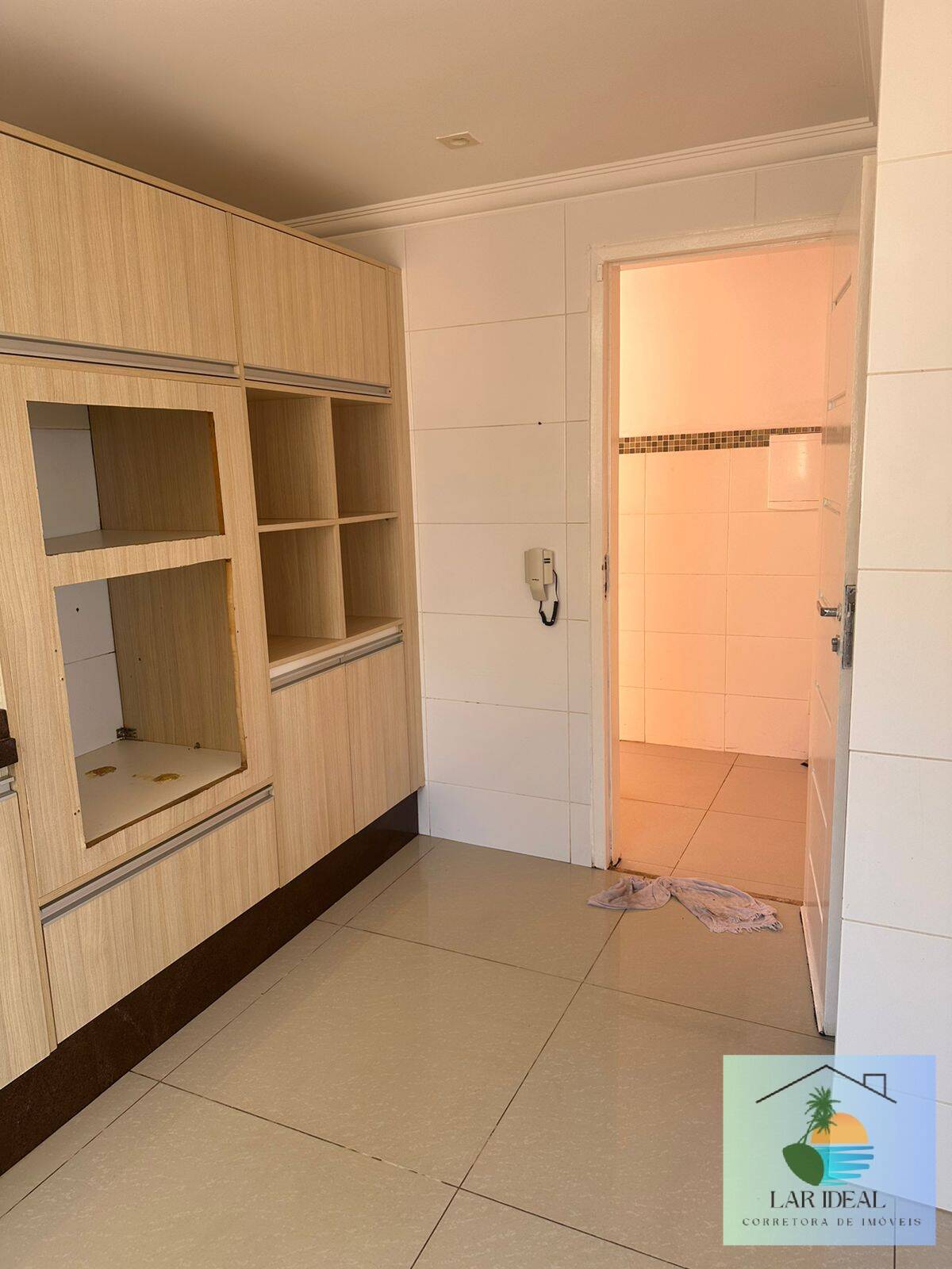 Casa à venda com 2 quartos, 200m² - Foto 9