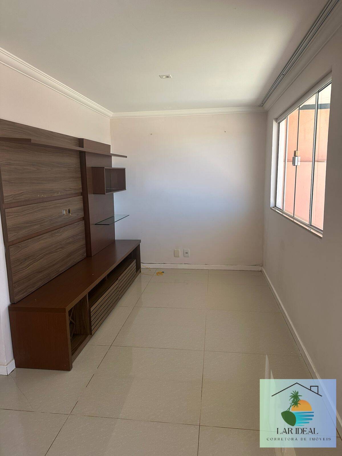 Casa à venda com 2 quartos, 200m² - Foto 8