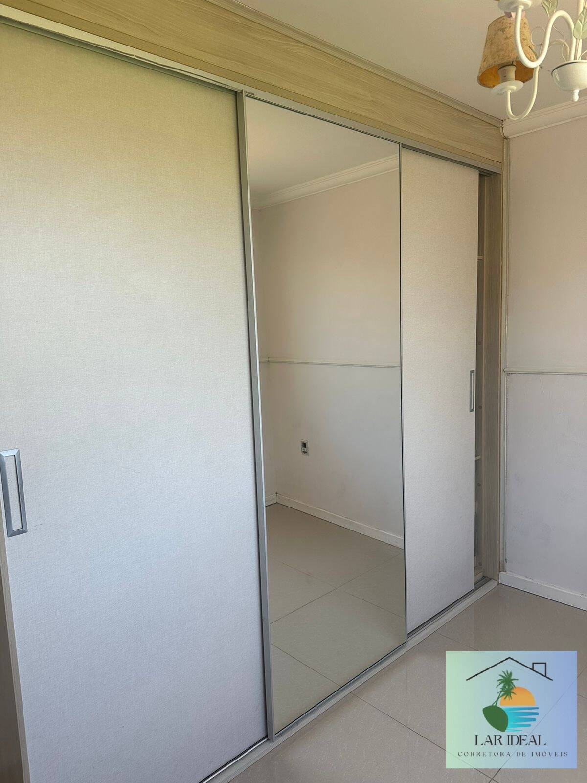 Casa à venda com 2 quartos, 200m² - Foto 24