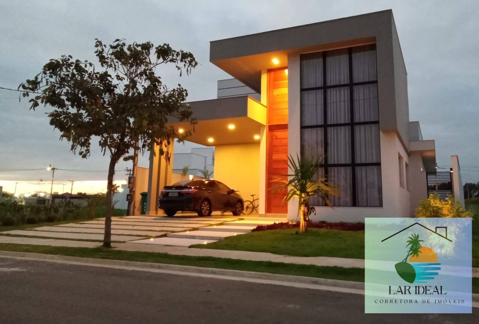 Casa de Condomínio à venda com 3 quartos, 209m² - Foto 1