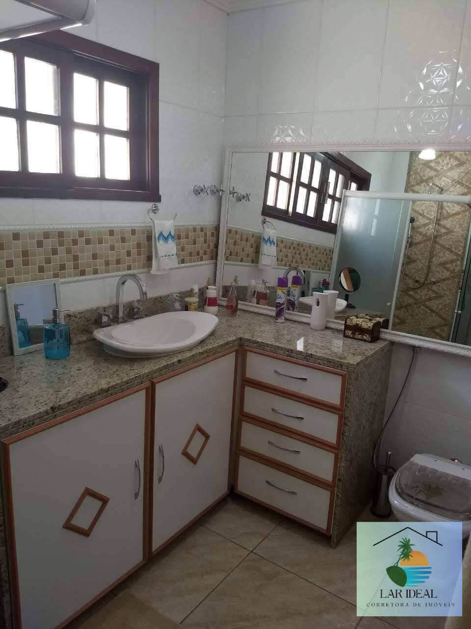 Casa à venda com 4 quartos, 242m² - Foto 22