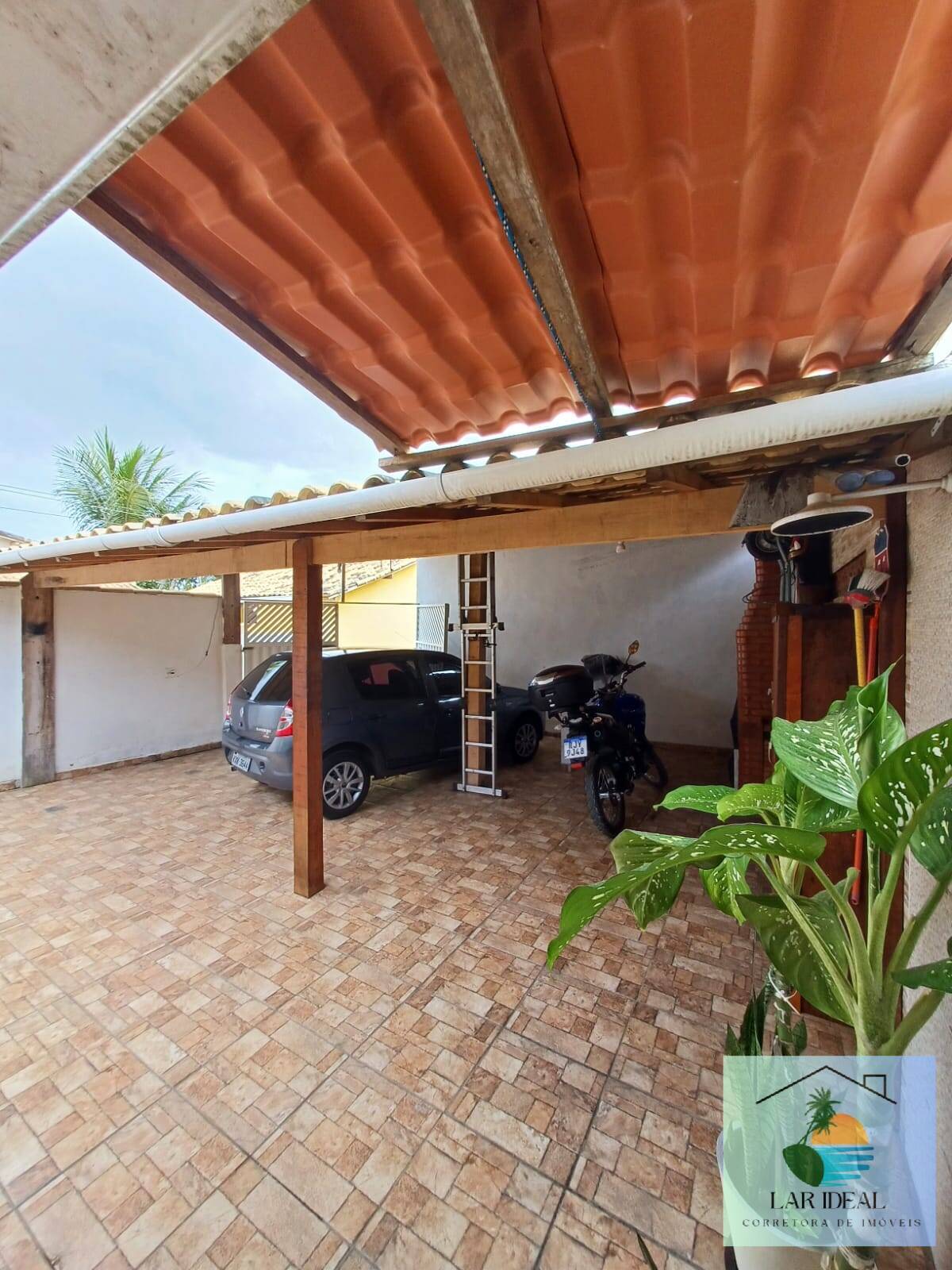 Casa à venda com 2 quartos, 70m² - Foto 9