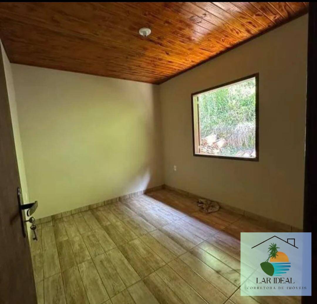 Casa à venda com 2 quartos, 56m² - Foto 12