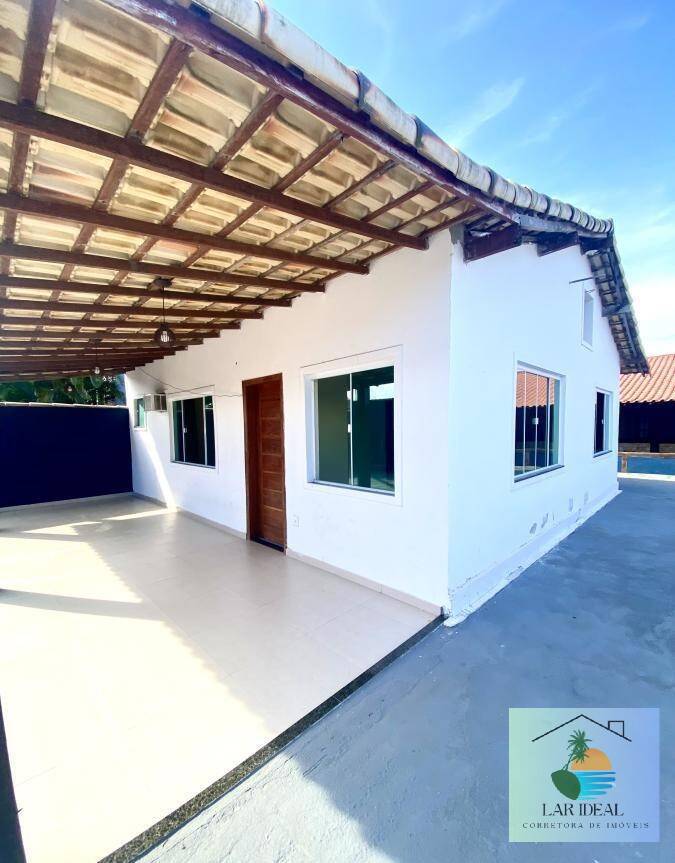 Casa à venda com 3 quartos, 120m² - Foto 1