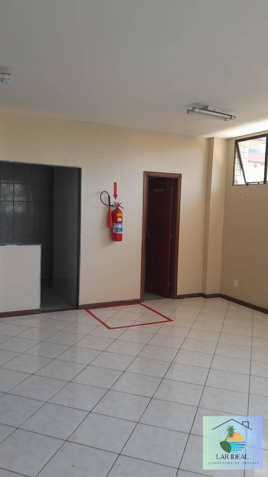 Apartamento à venda com 2 quartos, 90m² - Foto 3