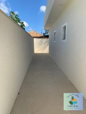 Casa à venda com 2 quartos, 60m² - Foto 5