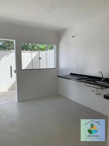 Casa à venda com 2 quartos, 60m² - Foto 11