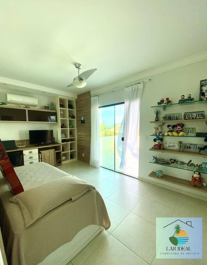 Casa de Condomínio à venda com 3 quartos, 225m² - Foto 18