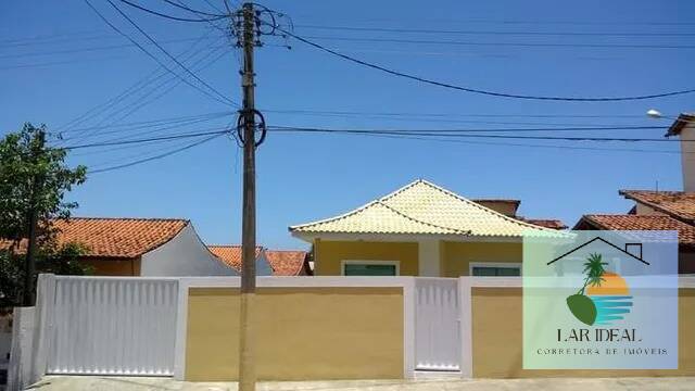 Casa à venda com 3 quartos, 100m² - Foto 1