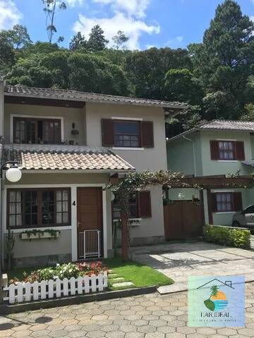 Casa à venda com 2 quartos, 140m² - Foto 1