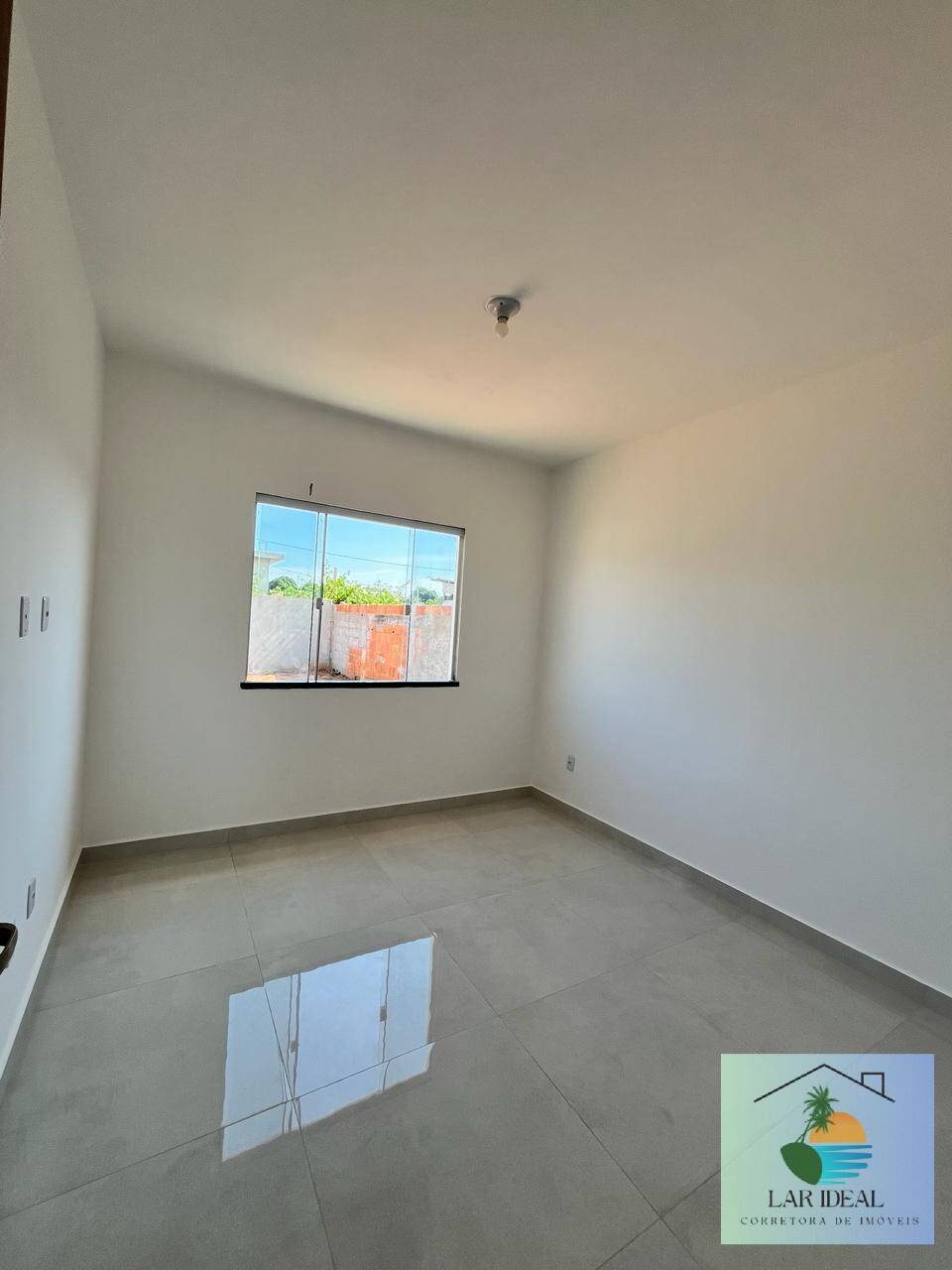 Casa à venda com 2 quartos, 81m² - Foto 12