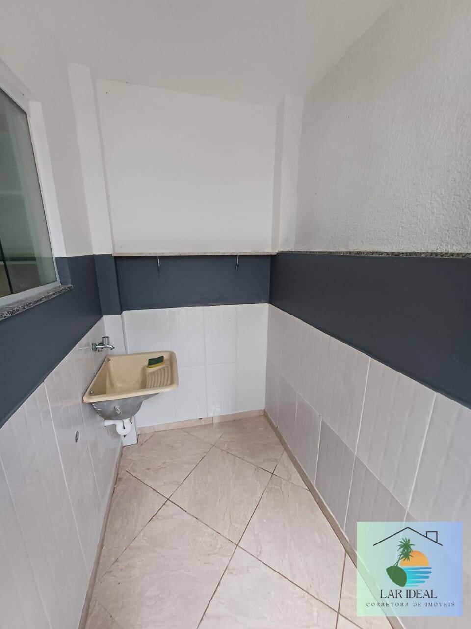 Casa à venda com 2 quartos, 70m² - Foto 17