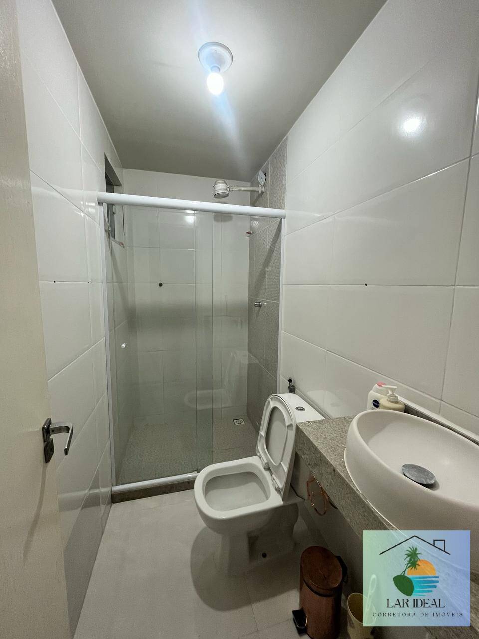 Casa à venda com 2 quartos, 150m² - Foto 15