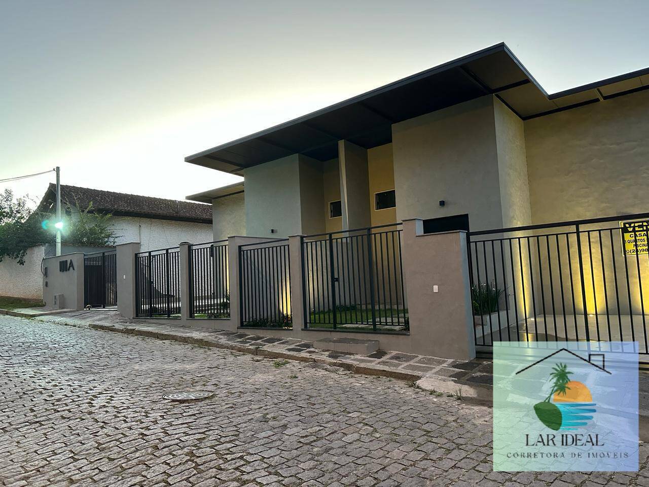 Casa à venda com 3 quartos, 400m² - Foto 4