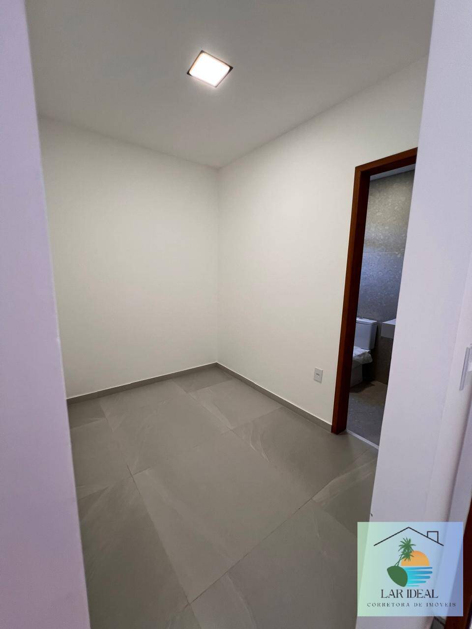 Casa de Condomínio à venda com 3 quartos, 360m² - Foto 9