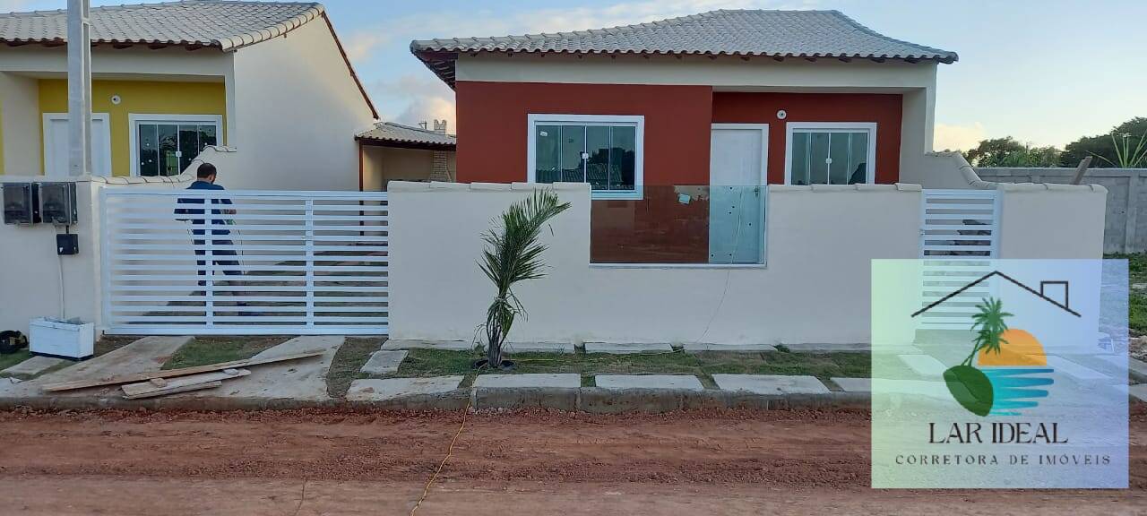 Casa à venda com 2 quartos, 69m² - Foto 2