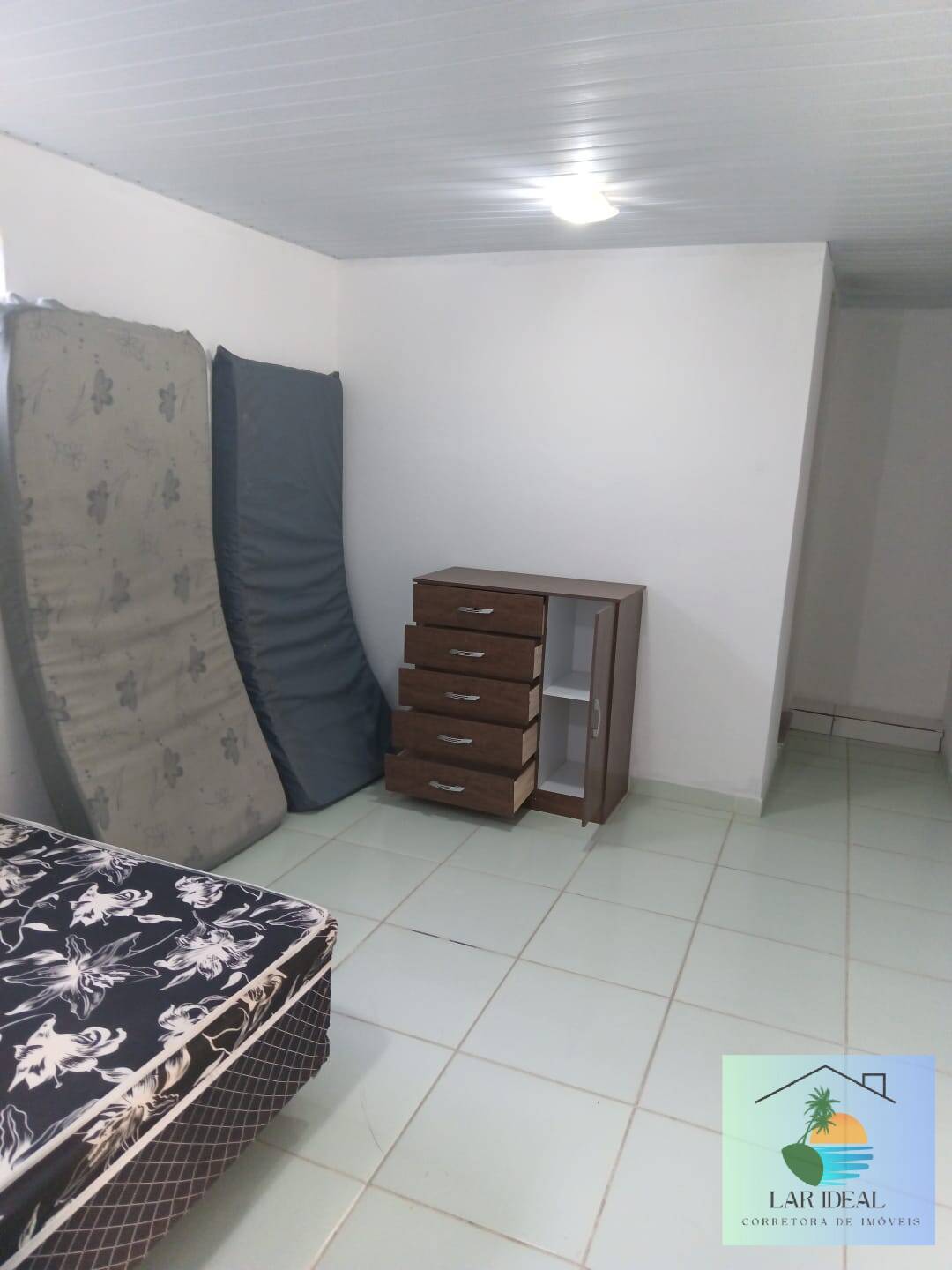 Casa à venda com 2 quartos, 100m² - Foto 7