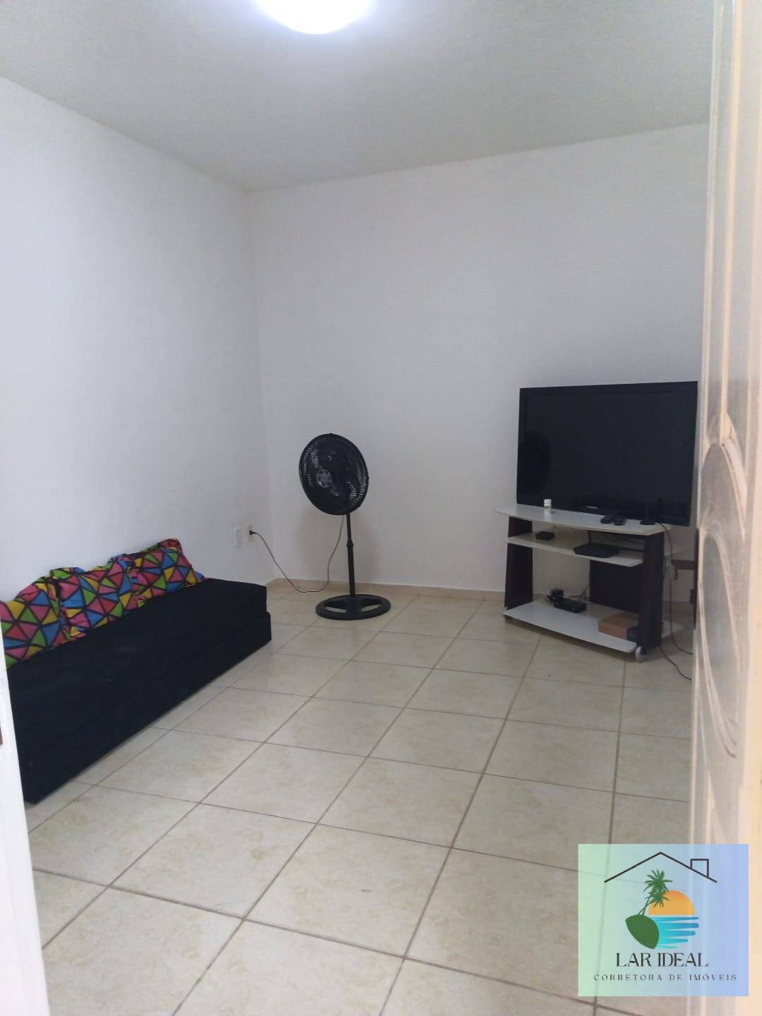 Casa à venda com 2 quartos, 100m² - Foto 4