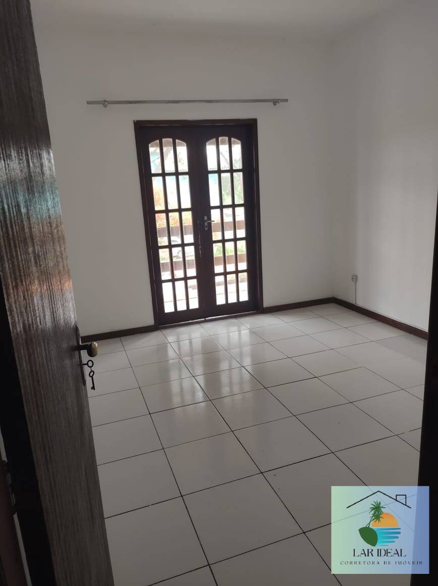 Casa à venda com 3 quartos, 196m² - Foto 14