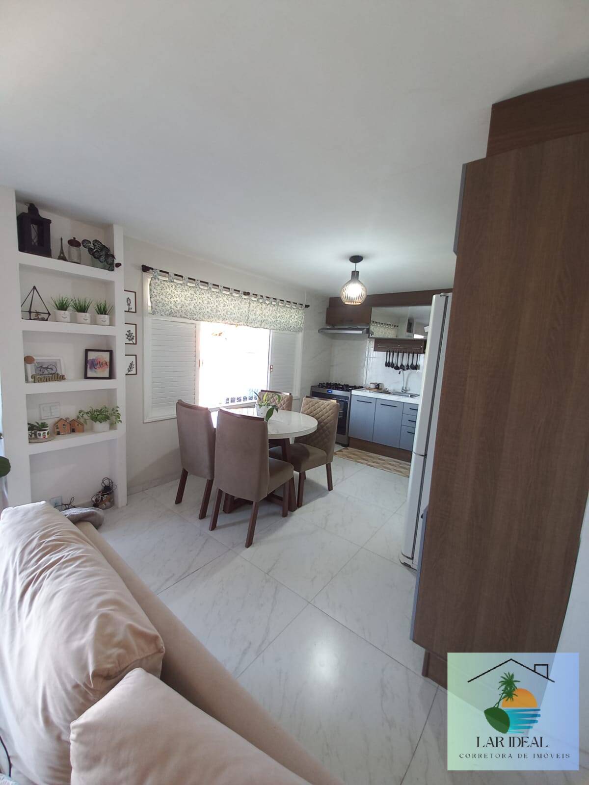 Casa à venda com 4 quartos, 120m² - Foto 9