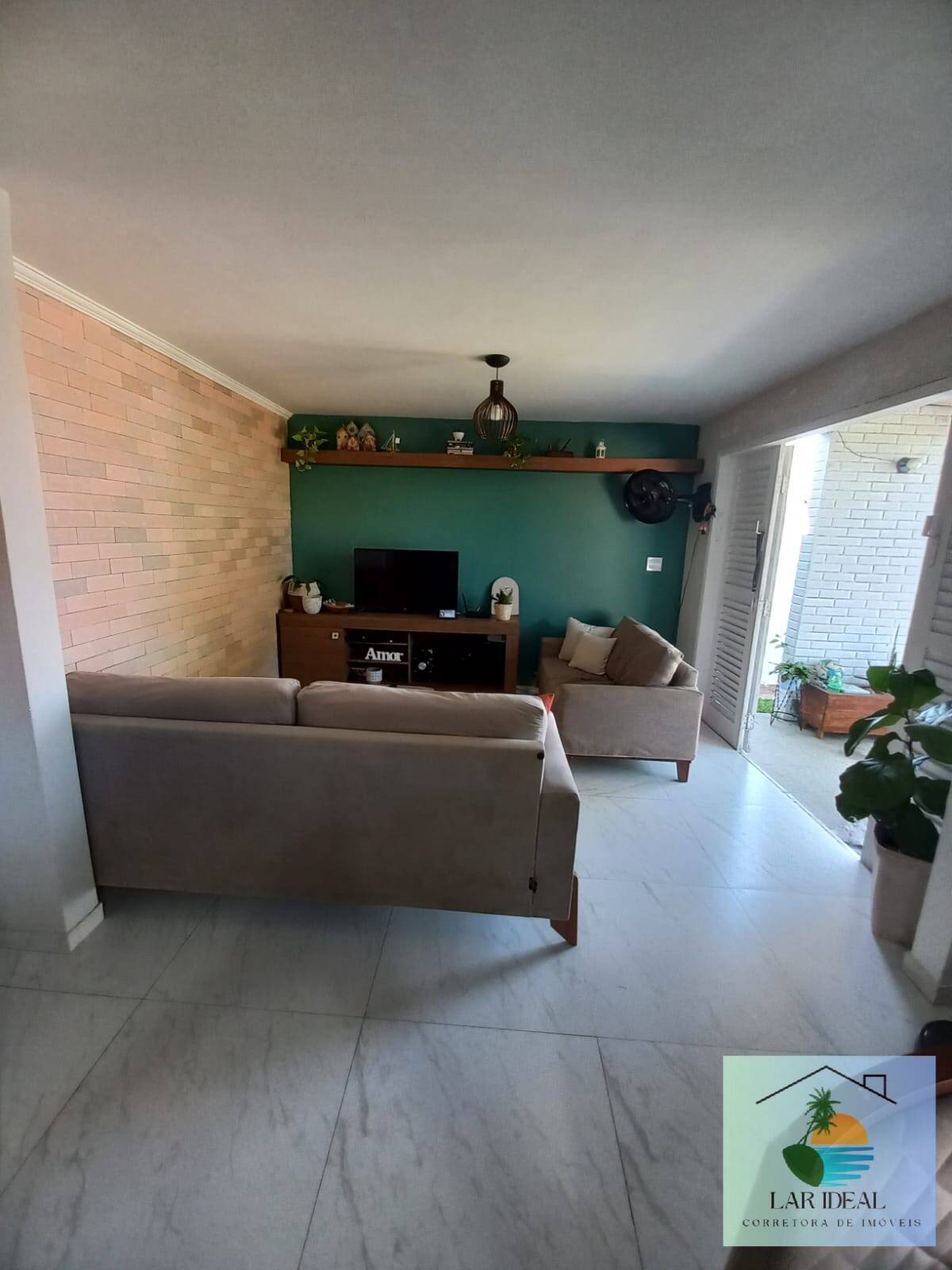 Casa à venda com 4 quartos, 120m² - Foto 4