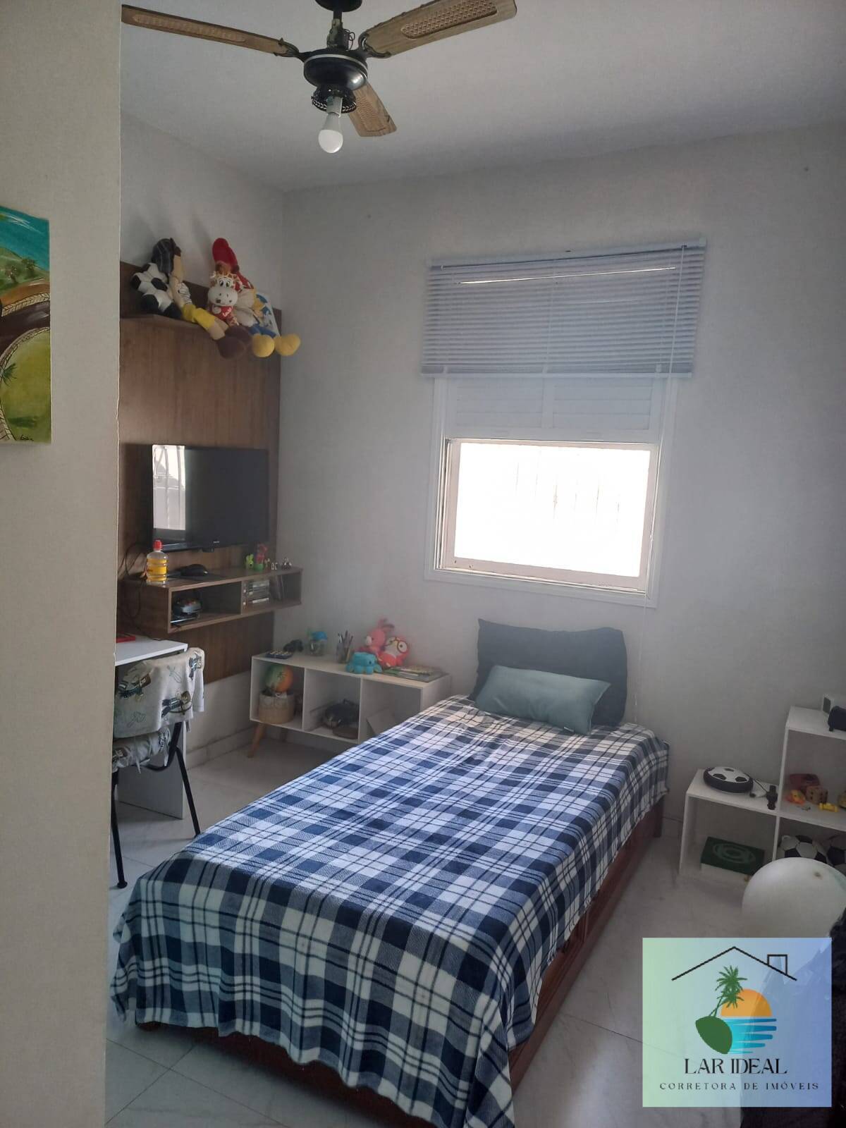 Casa à venda com 4 quartos, 120m² - Foto 13