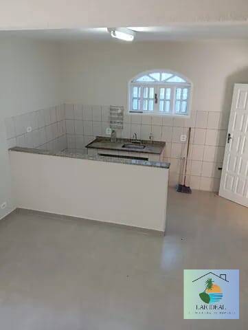 Casa à venda e aluguel com 3 quartos, 96m² - Foto 13