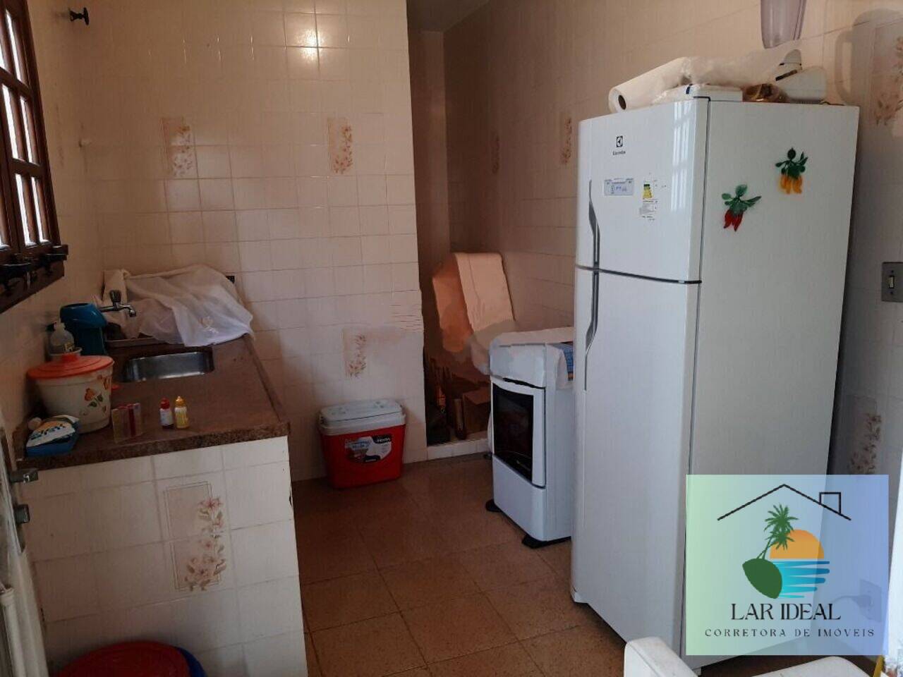 Casa à venda com 4 quartos, 300m² - Foto 10