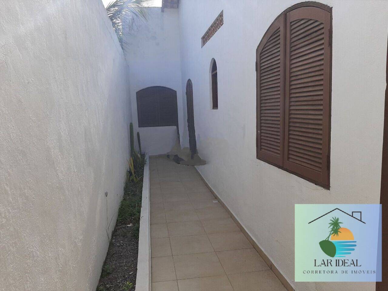 Casa à venda com 4 quartos, 300m² - Foto 17