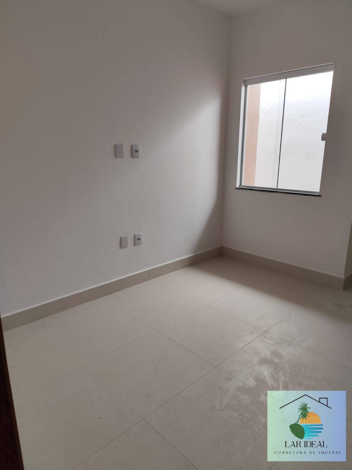 Casa à venda com 2 quartos, 90m² - Foto 10