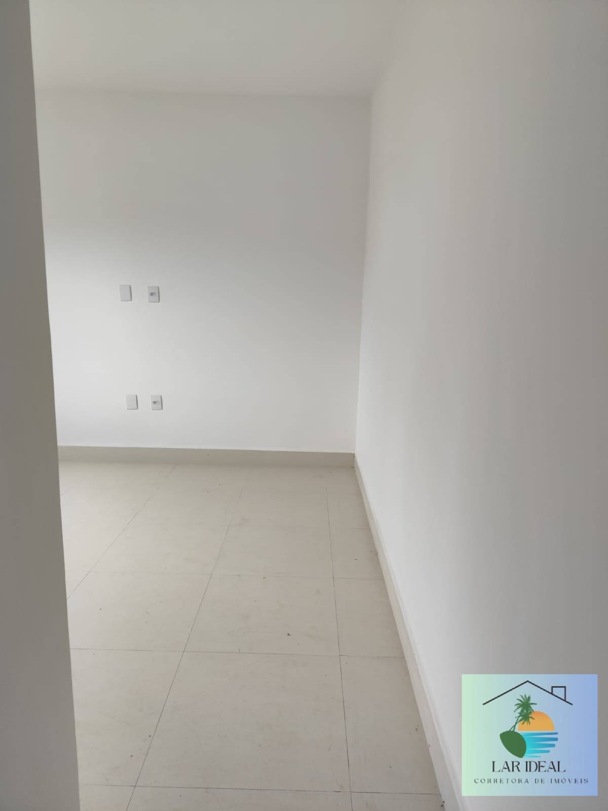 Casa à venda com 2 quartos, 90m² - Foto 13