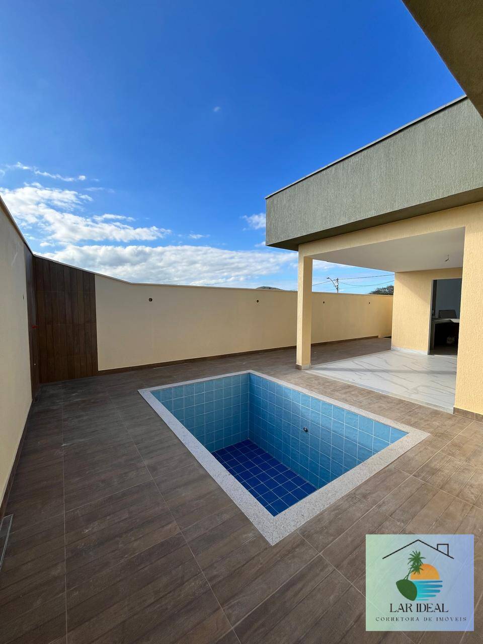 Casa à venda com 3 quartos, 252m² - Foto 4