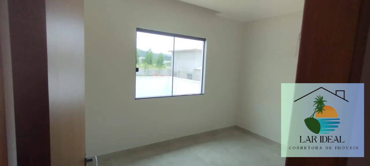 Casa à venda com 3 quartos, 100m² - Foto 11