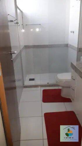 Apartamento para alugar com 4 quartos, 200m² - Foto 13