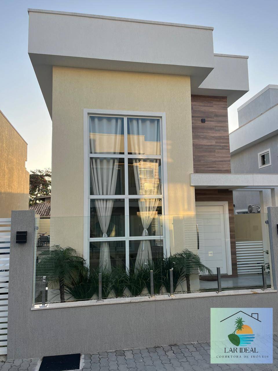 Casa à venda com 3 quartos, 150m² - Foto 2