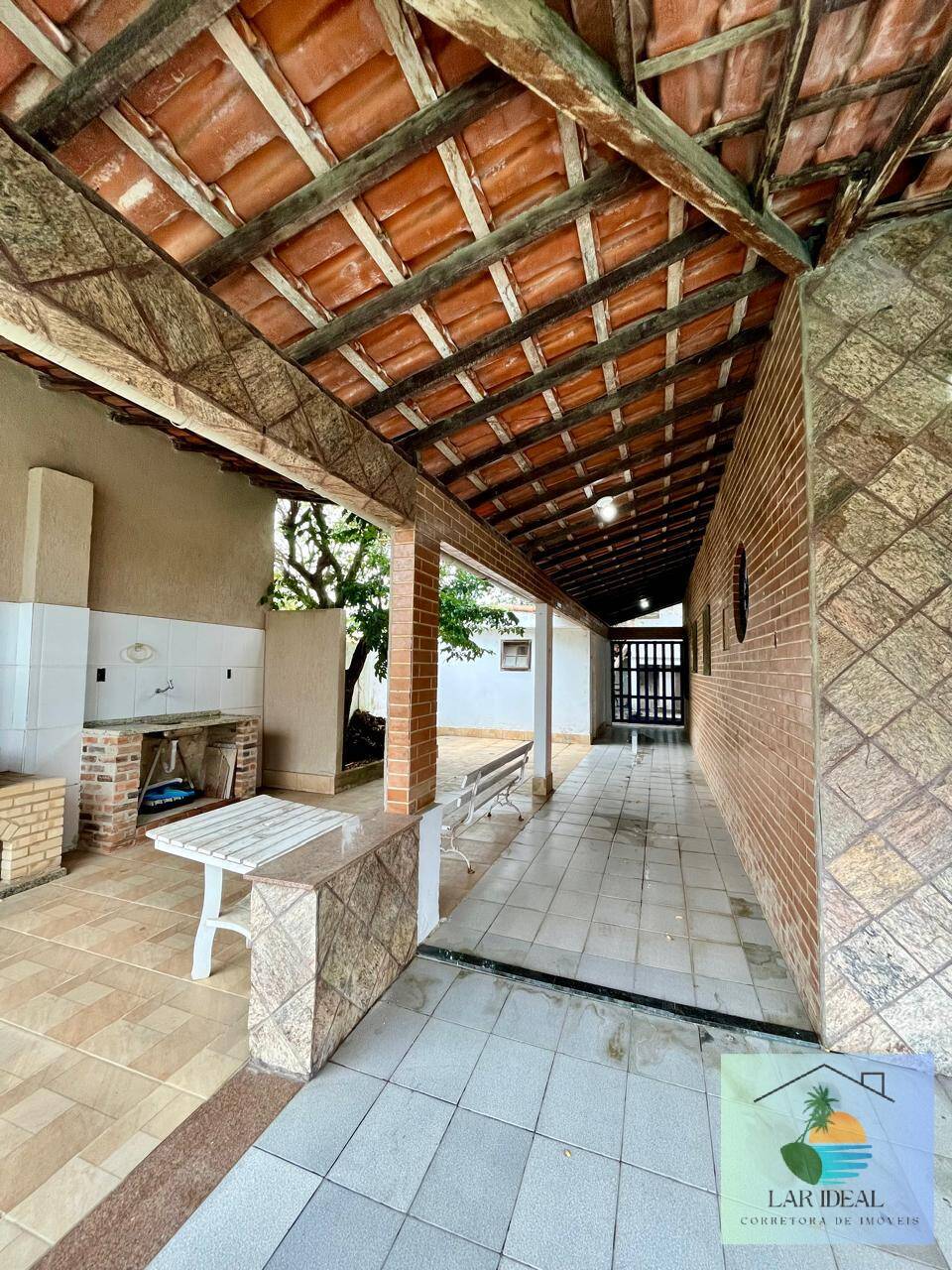 Casa à venda com 4 quartos, 333m² - Foto 16