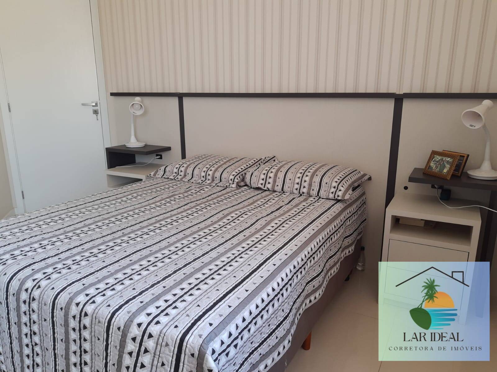 Apartamento à venda com 3 quartos, 94m² - Foto 13