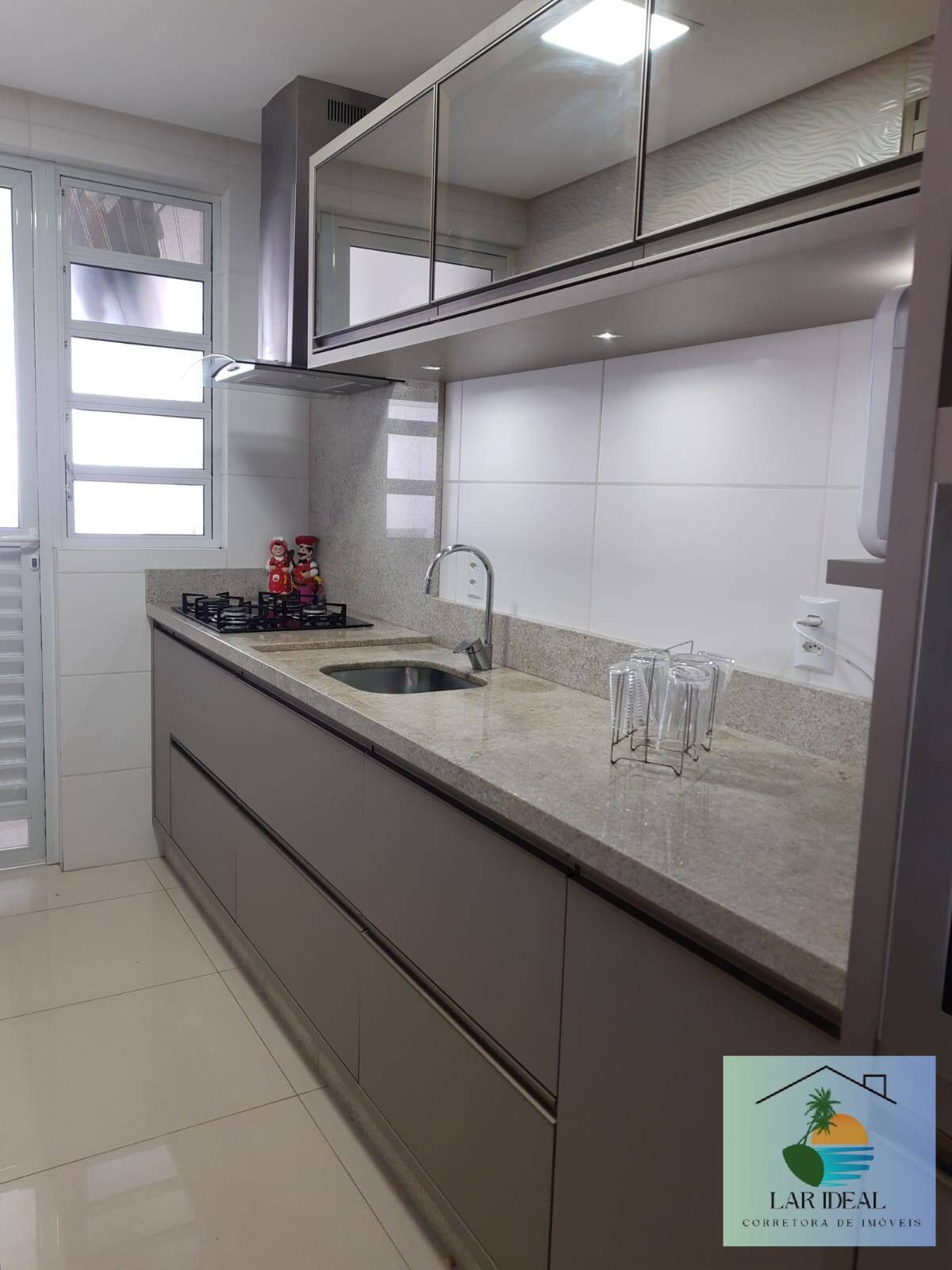 Apartamento à venda com 3 quartos, 94m² - Foto 11