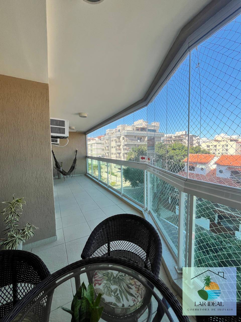 Apartamento à venda com 2 quartos, 100m² - Foto 2