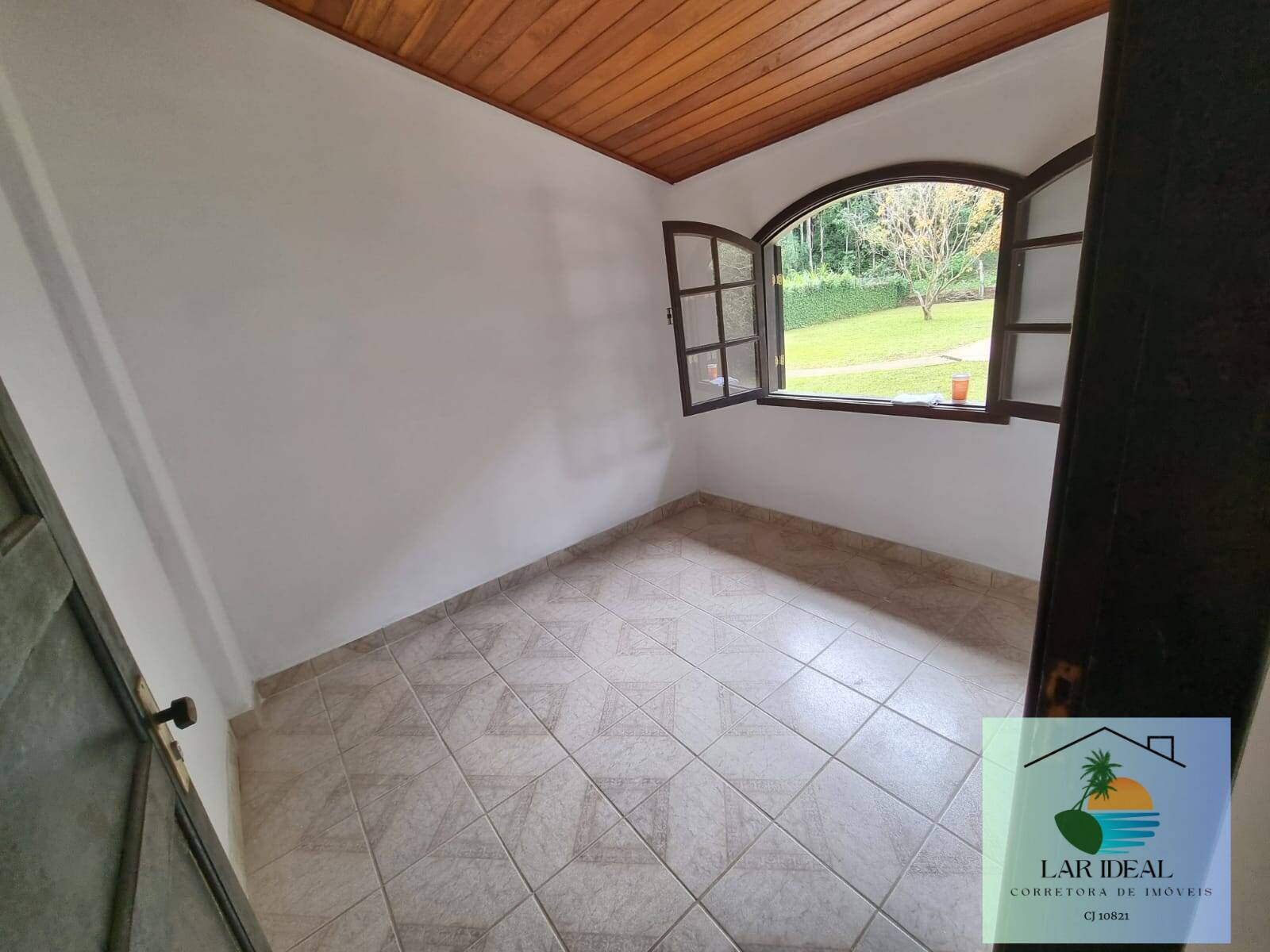 Casa à venda com 4 quartos, 130m² - Foto 22