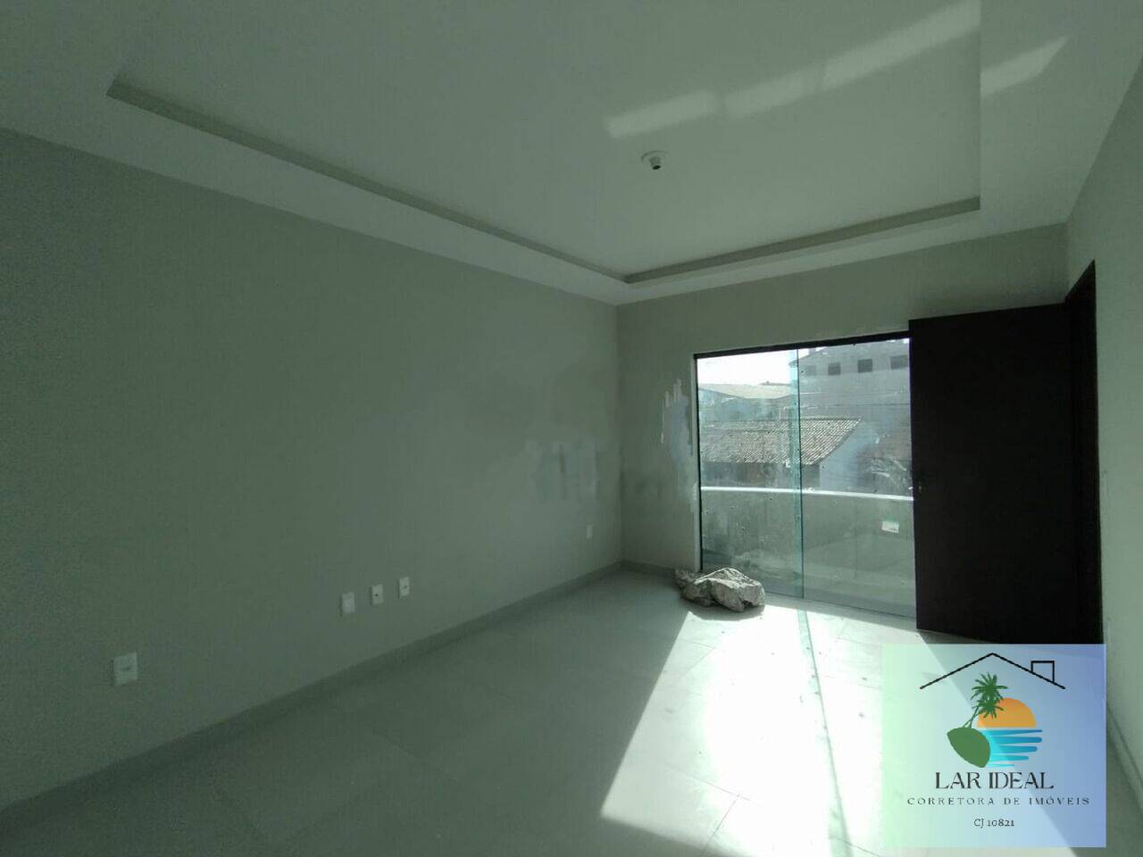 Apartamento à venda com 2 quartos, 85m² - Foto 4