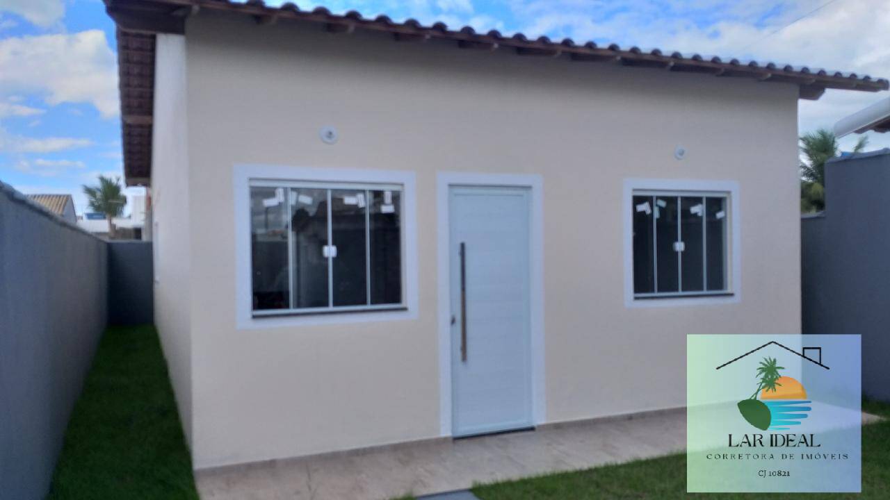 Casa à venda com 2 quartos, 66m² - Foto 1