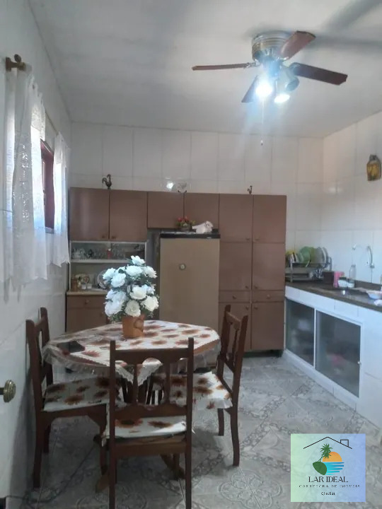 Casa à venda com 3 quartos, 280m² - Foto 8