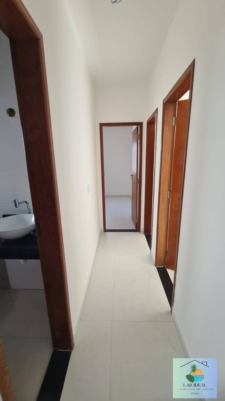 Casa à venda com 3 quartos, 95m² - Foto 14