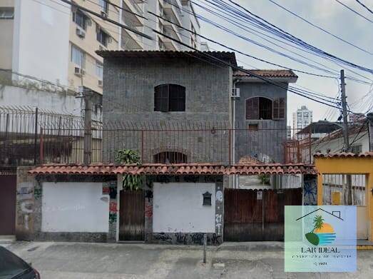 Casa à venda com 3 quartos, 191m² - Foto 1